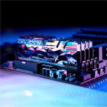 رم جی اسکیل مدل TridentZ Royal Elite 4266mhz ظرفیت 32GB - 4