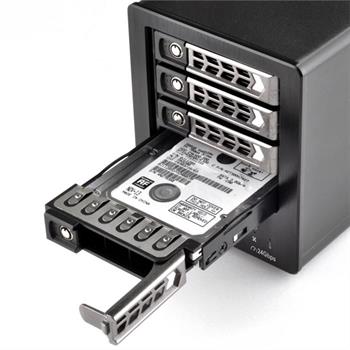 ذخیره ساز تحت شبکه سیلوراستون SST-TS421S - 3