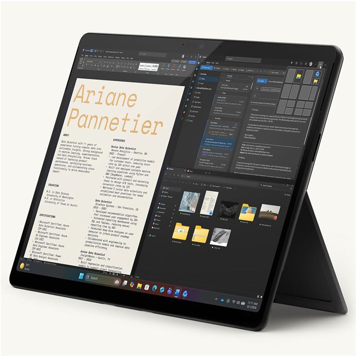 تبلت 13 اینچ مایکروسافت مدل Surface Pro 12 پردازنده Snapdragon X2 Plus رم 16GB حافظه 256GB - 12