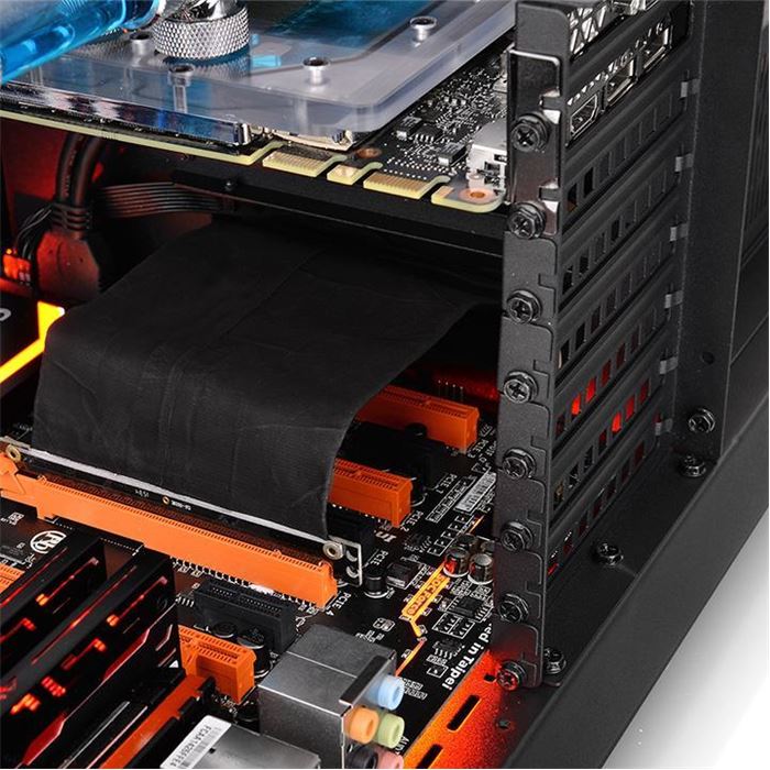 کیس کامپیوتر ترمالتیک مدل Core P5 Tempered Glass Snow Edition - 8