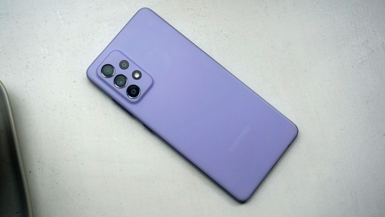 گوشی موبایل سامسونگ مدل Galaxy A52 5G ظرفیت 128 گیگابایت و 8 گیگابایت رم
