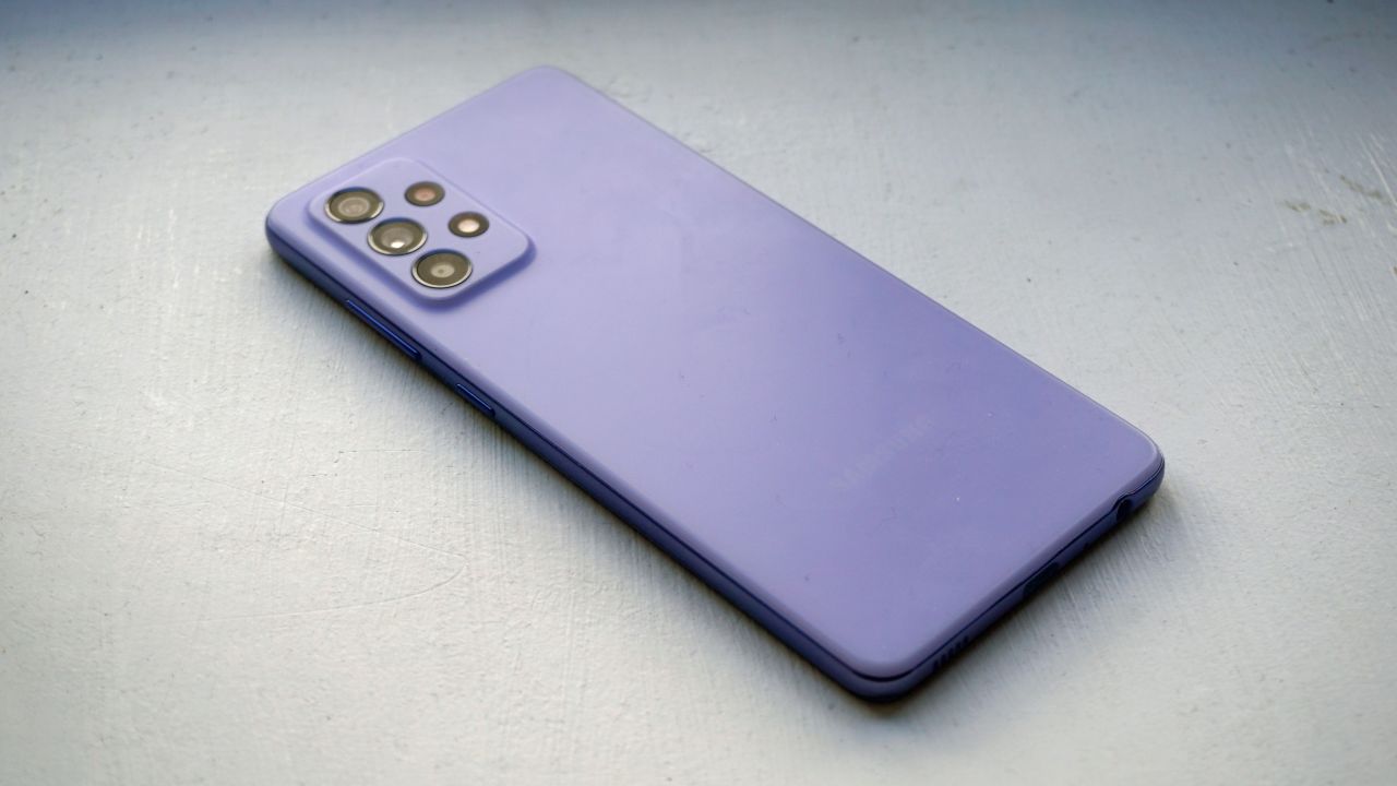 گوشی موبایل سامسونگ مدل Galaxy A52 5G ظرفیت 128 گیگابایت و 8 گیگابایت رم
