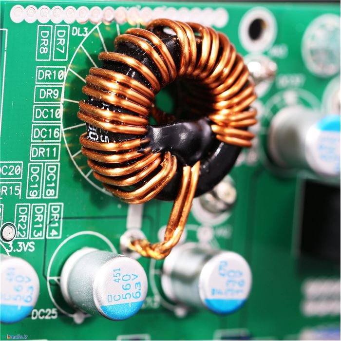 منبع تغذیه کامپیوتر گرین مدل GP750B-OC-Plus - 2