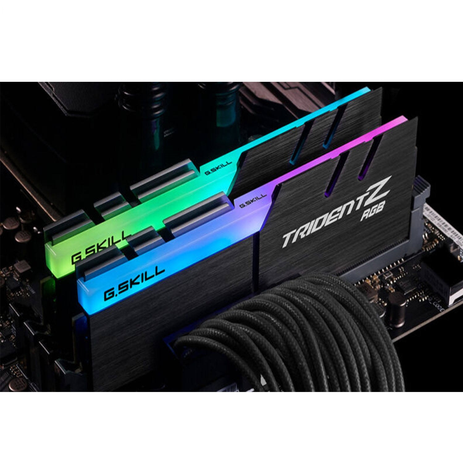 رم جی اسکیل مدل TridentZ RGB با ظرفیت 16 گیگابایت و فرکانس 3200 مگاهرتز