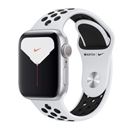 Apple Watch 5 GPS 44mm Silver Aluminum Case With Pure Platinum/Black Nike Sport Band