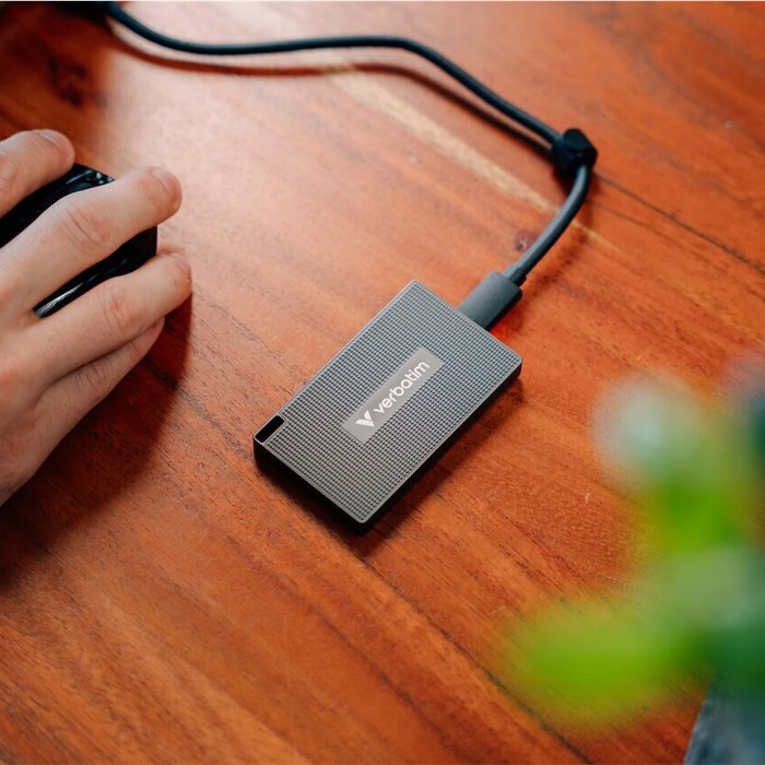 حافظه SSD اکسترنال ورباتیم مدل Metal Mini ظرفیت 1 ترابایت - 3