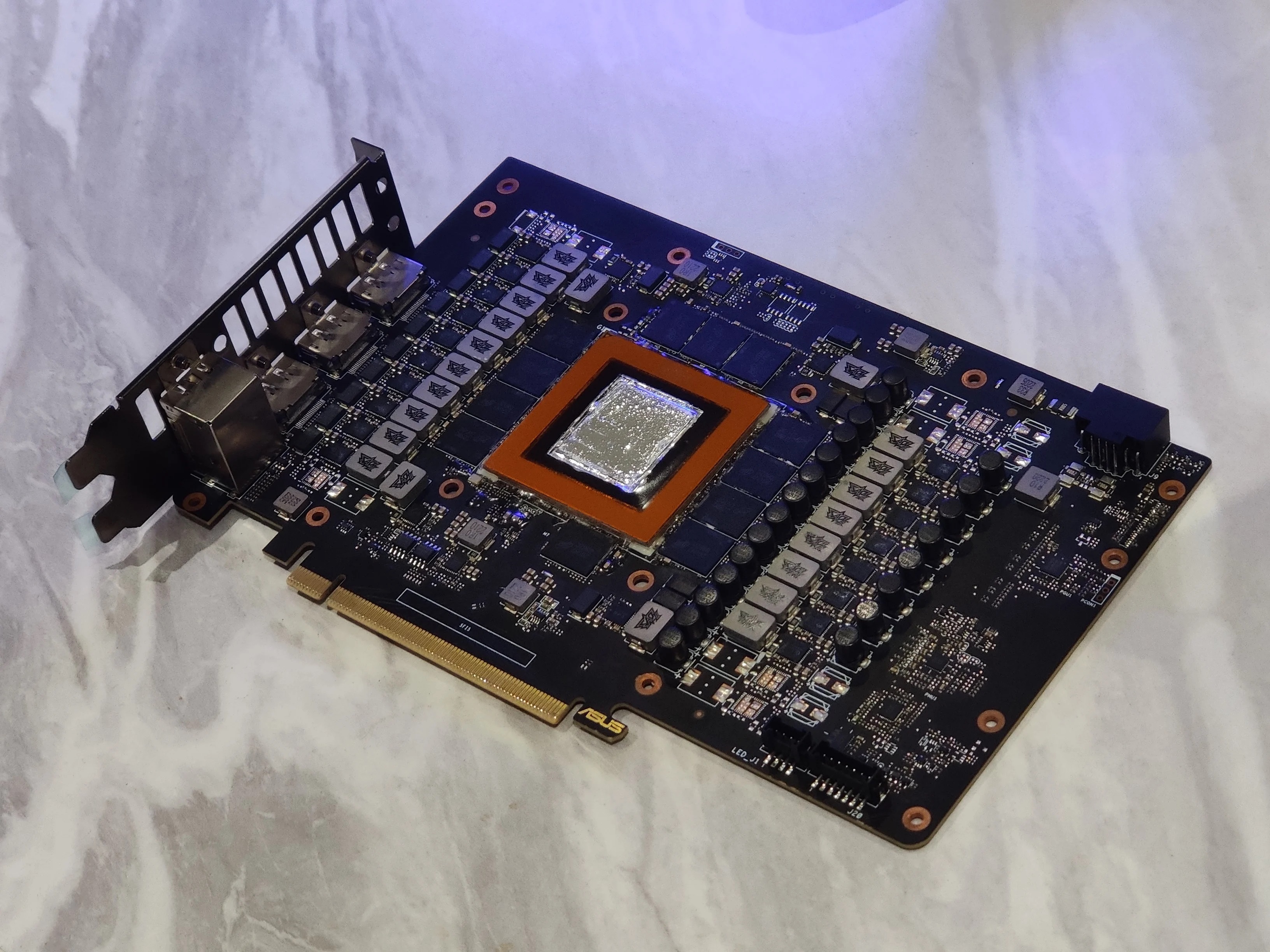 بررسی ROG Matrix ایسوس