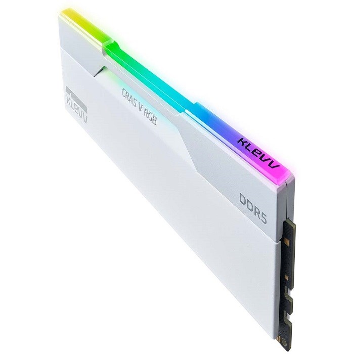 رم کامپیوتر DDR5 کلو 7200 مگاهرتز مدل Cras V RGB ظرفیت 48 گیگابایت - 3