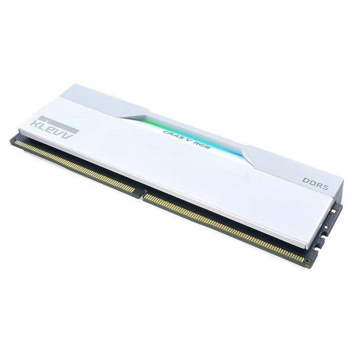 رم کامپیوتر DDR5 کلو 7200 مگاهرتز مدل Cras V RGB ظرفیت 48 گیگابایت - 2