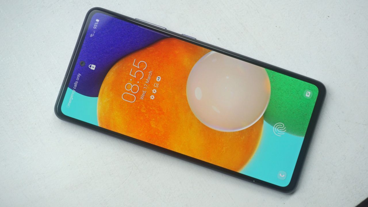 گوشی موبایل سامسونگ مدل Galaxy A52 5G ظرفیت 128 گیگابایت و 8 گیگابایت رم